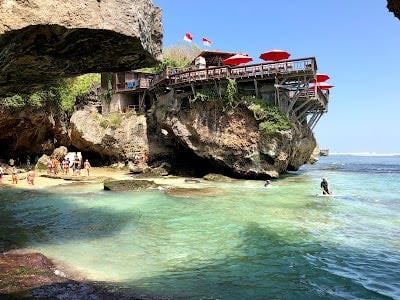 Suluban Beach