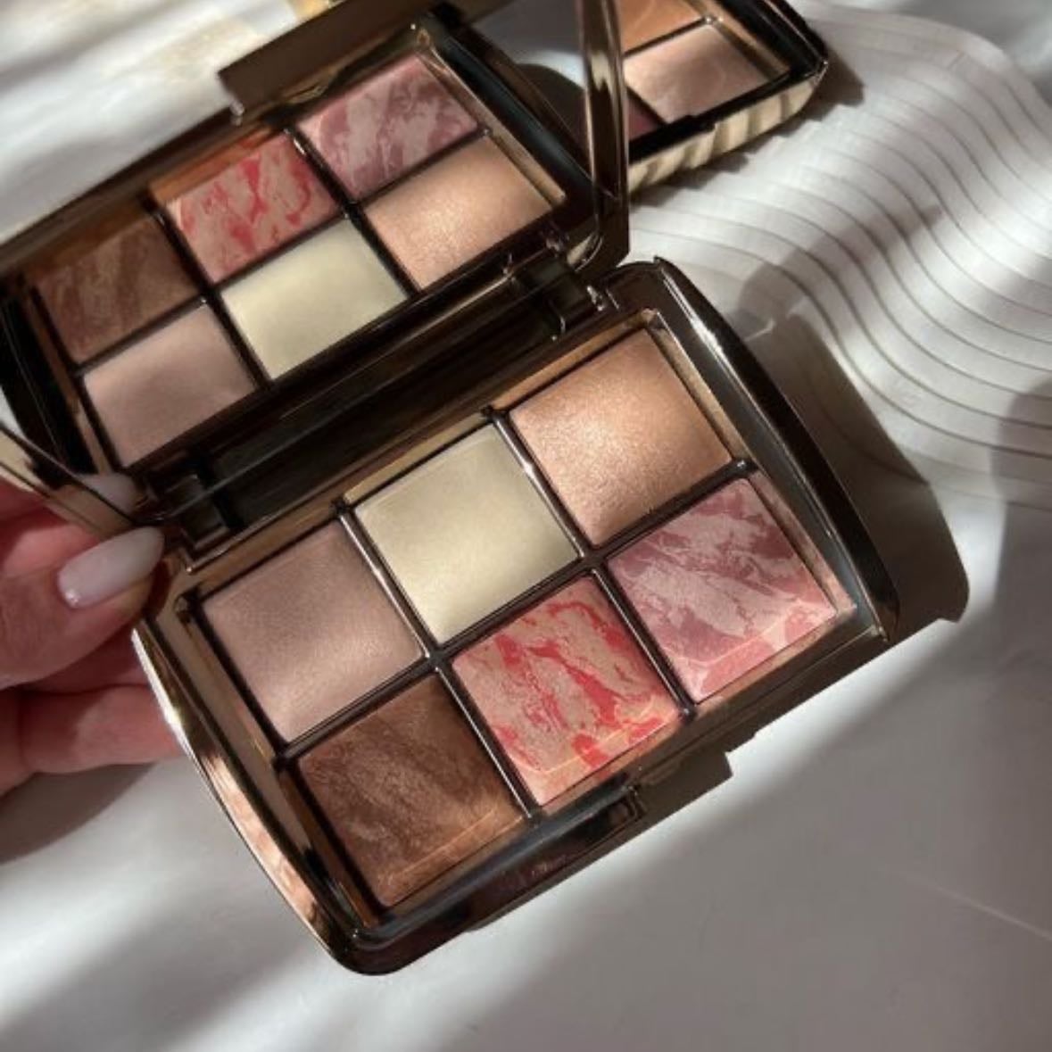 hourglass palette