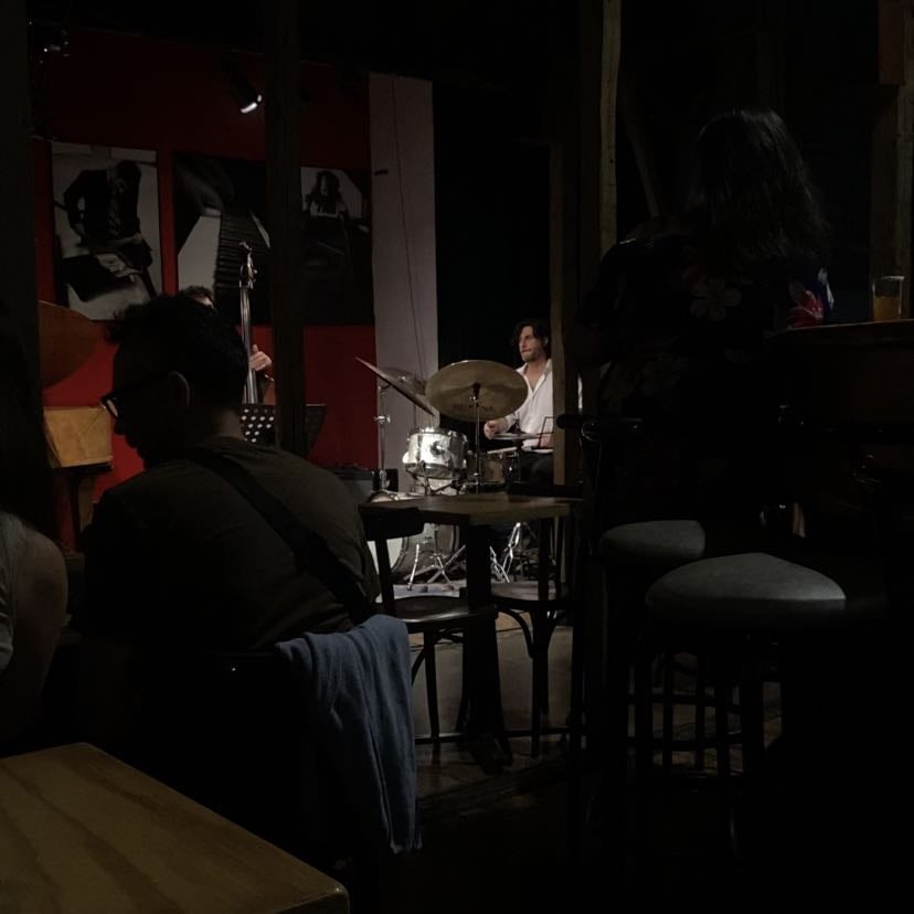 Thelonious Club de Jazz - Lugar bastante acogedor para una noche tranquila