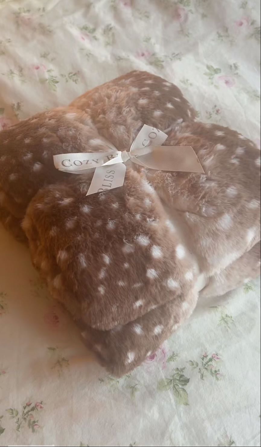 Deer print blanket