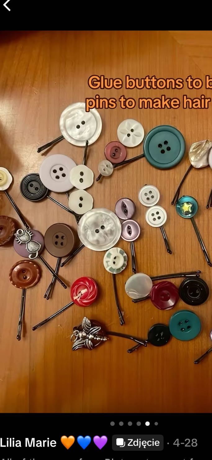 button hairclips