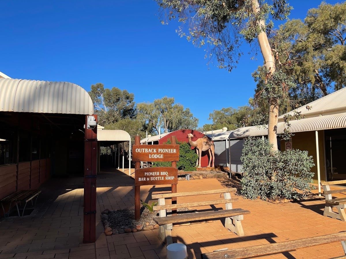 Outback Hotel & Lodge