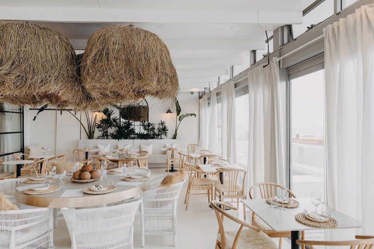 Little Bay Bar & Eatery