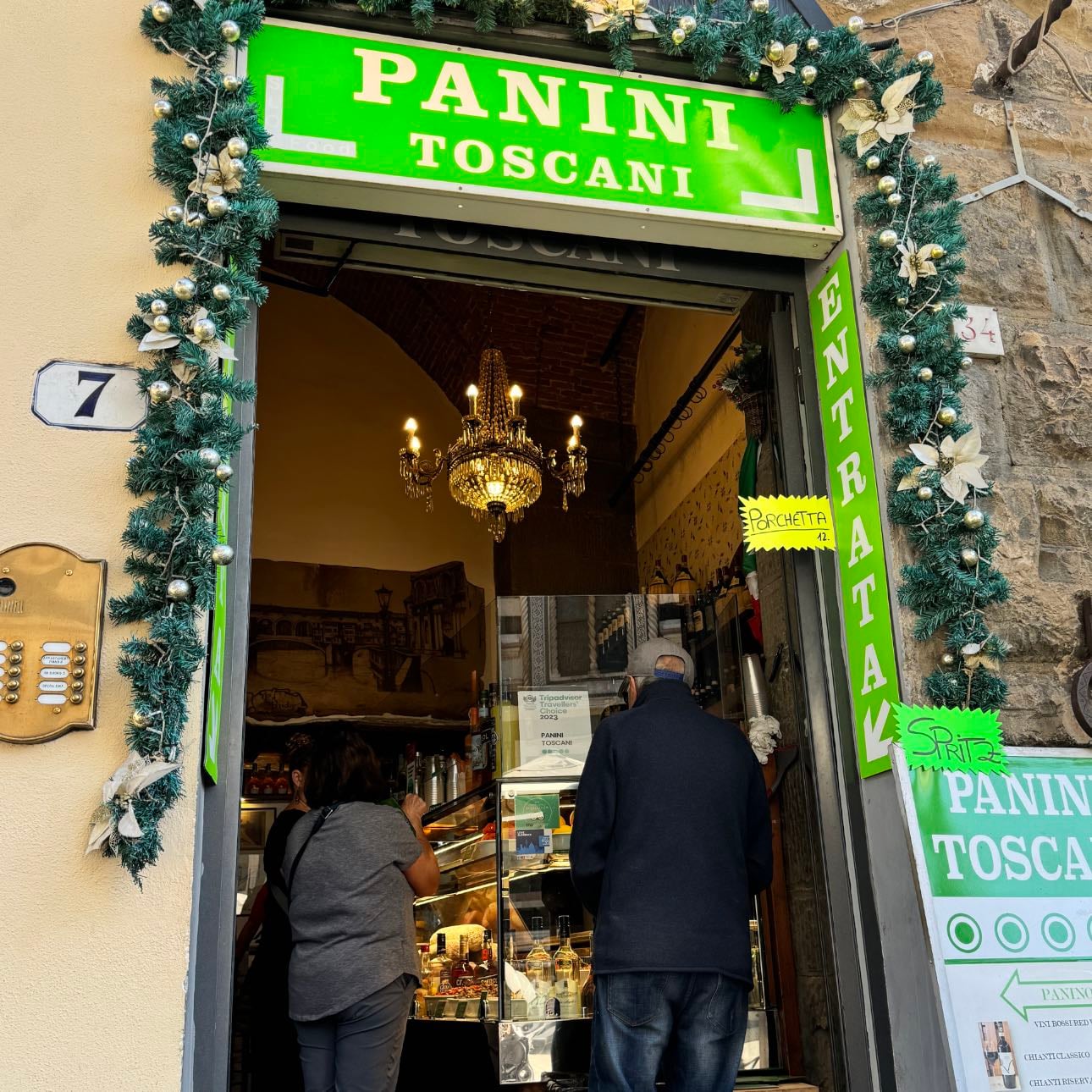 Panini Toscani - Get there before 12