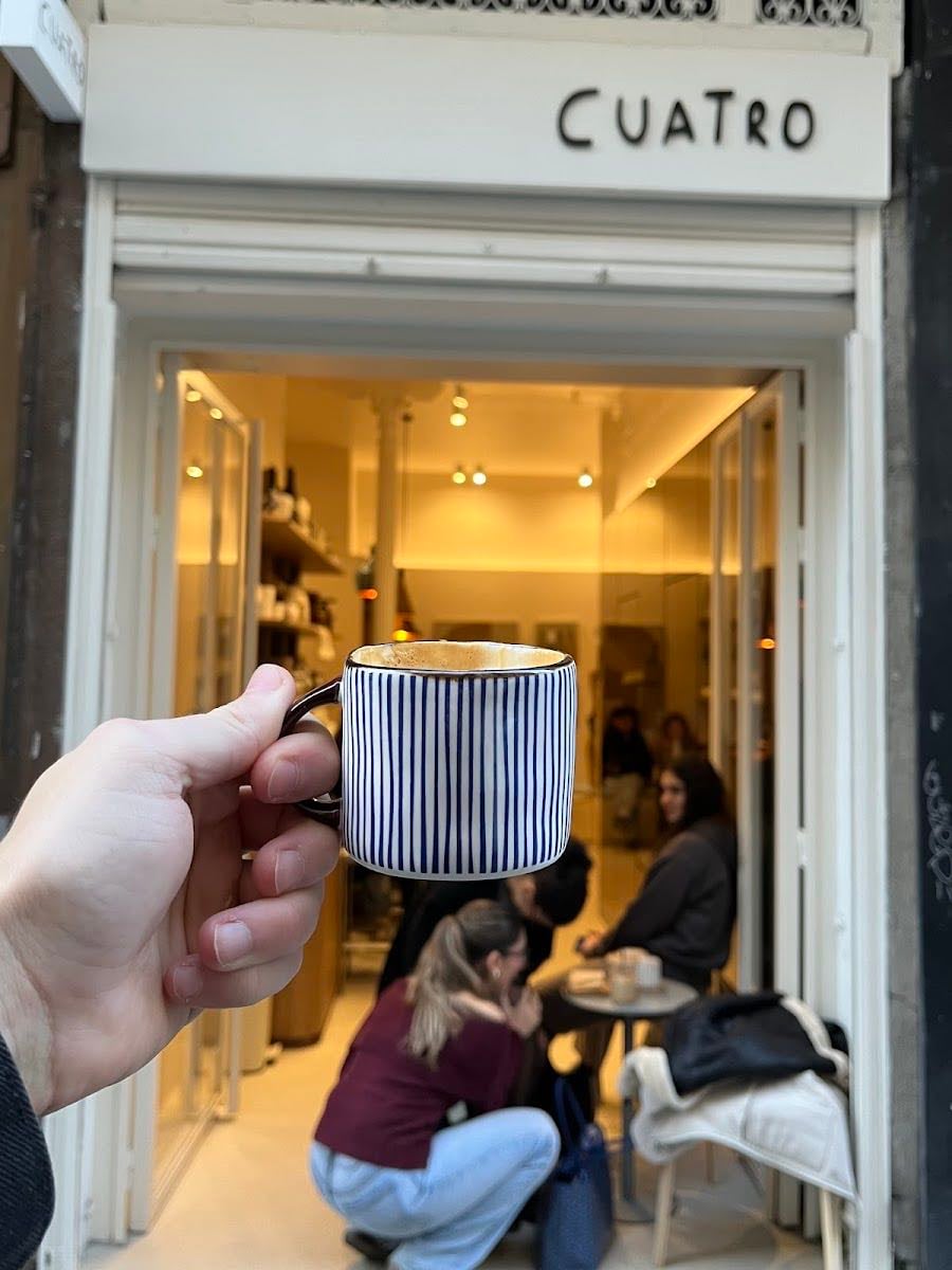Cuatro Cafecito