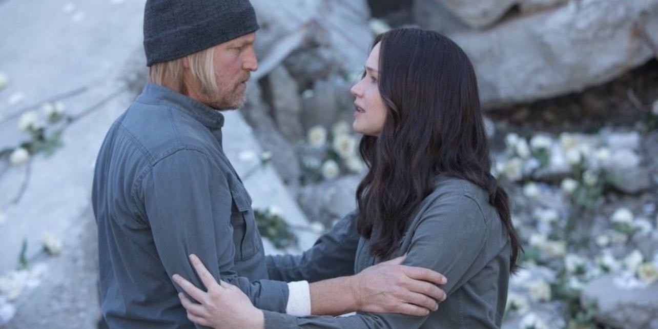 haymitch & katniss - “it’ll be okay, sweetheart.” // (the hunger games, 2012)