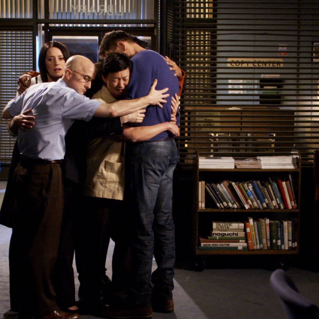 6x13: The Emotional Consequences of Broadcast Television - ❤️