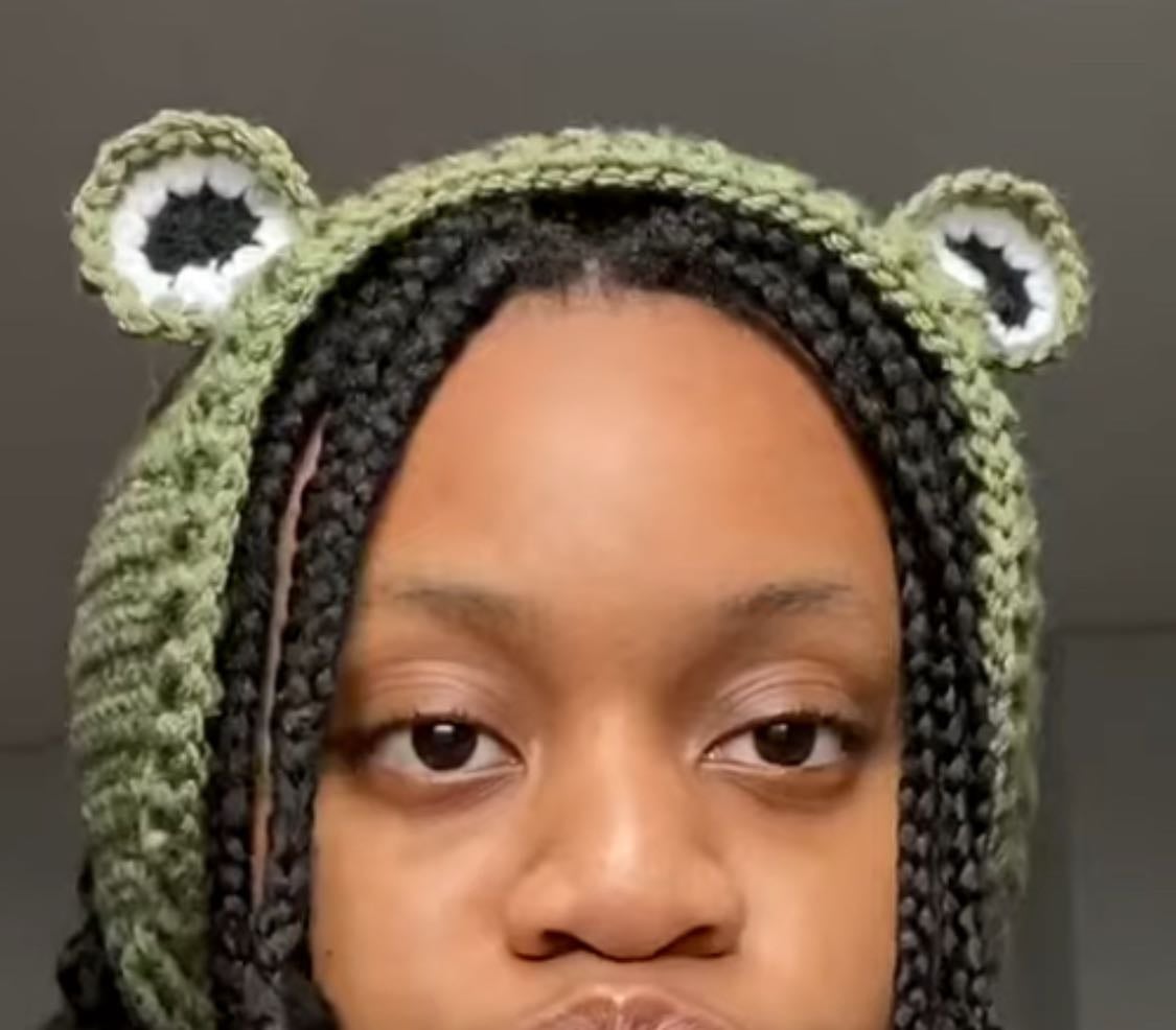frog earmuffs👂 - written pattern in the comments