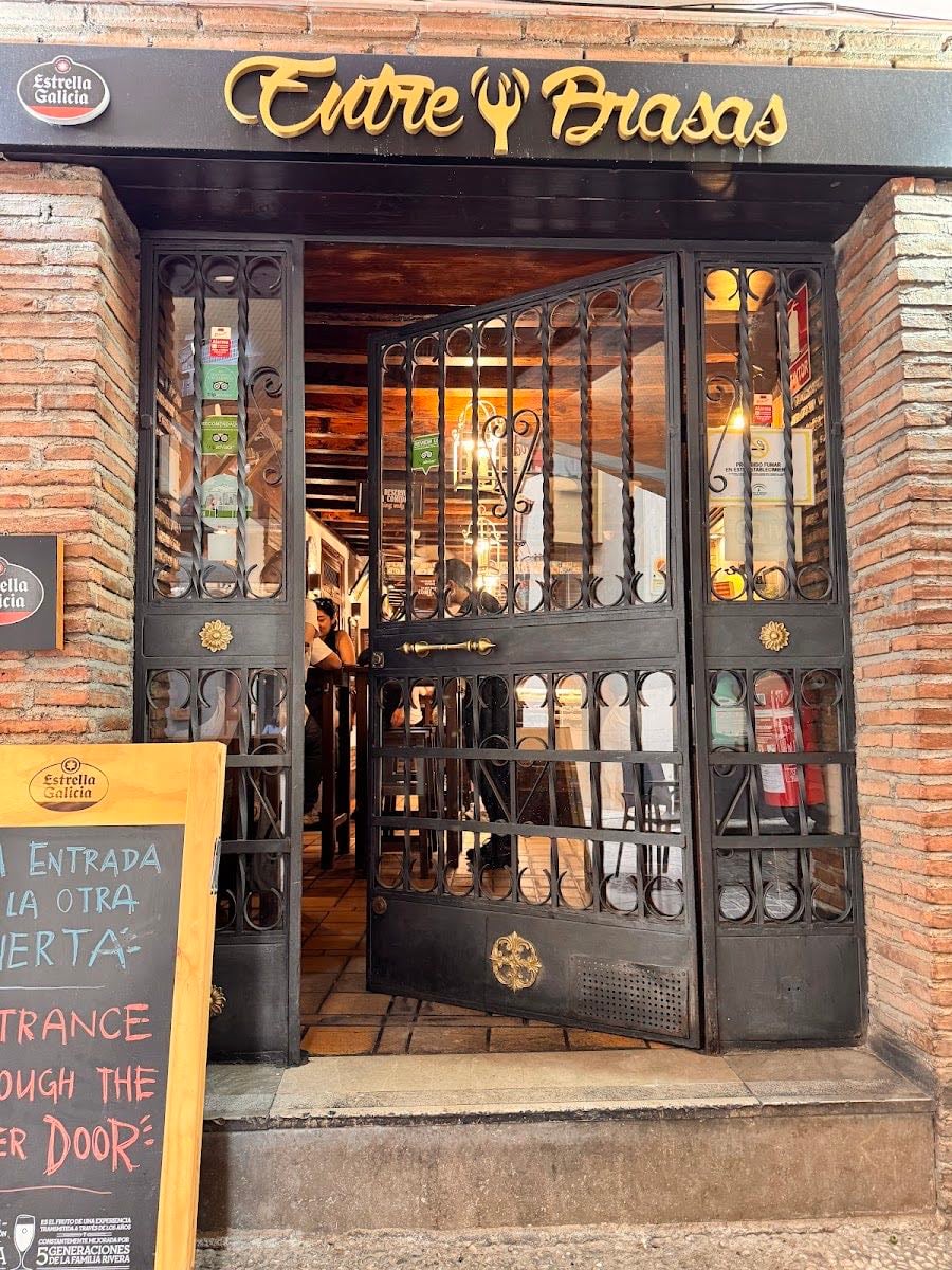 EntreBrasas