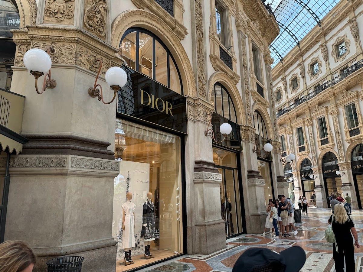 Galleria Vittorio Emanuele II - + raamatupood (libreria bocca)
