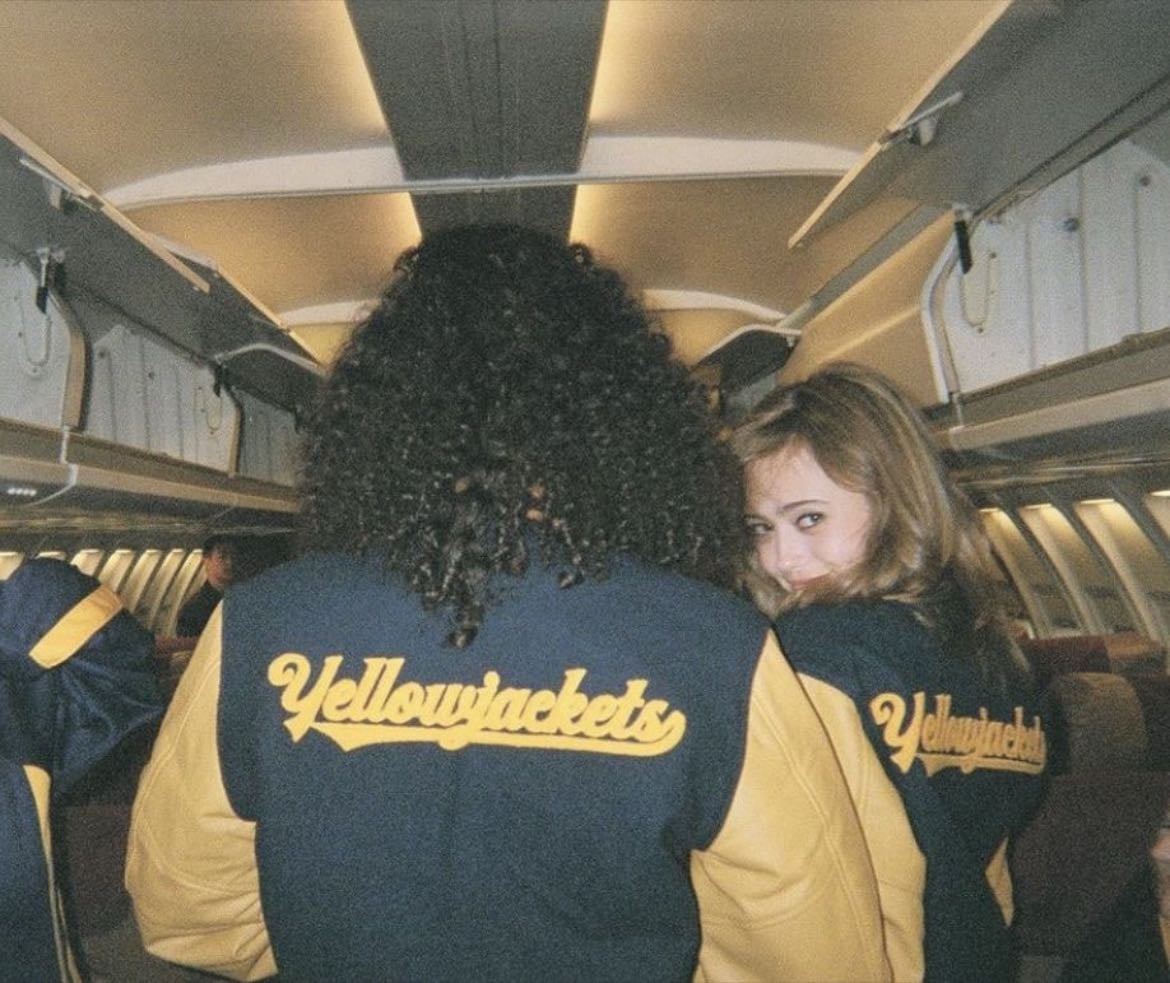 yellowjackets - (2021)