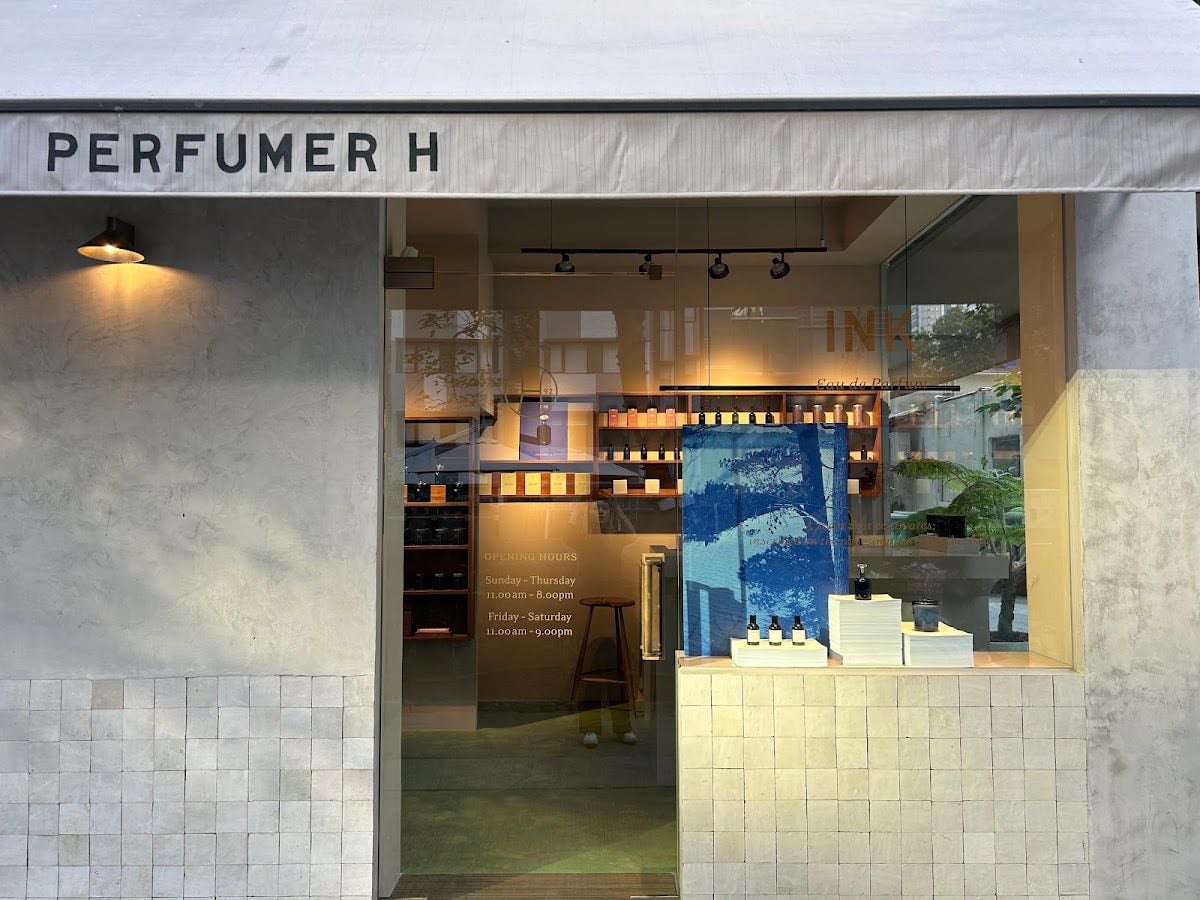 Perfumer H