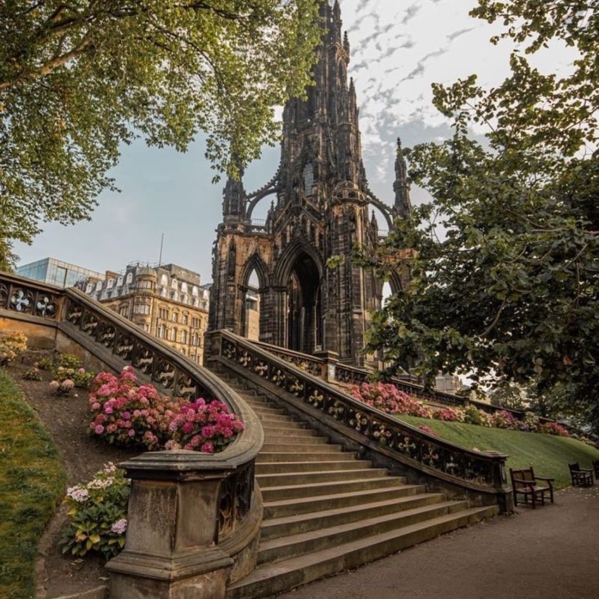 ౨ৎ visit edinburgh
