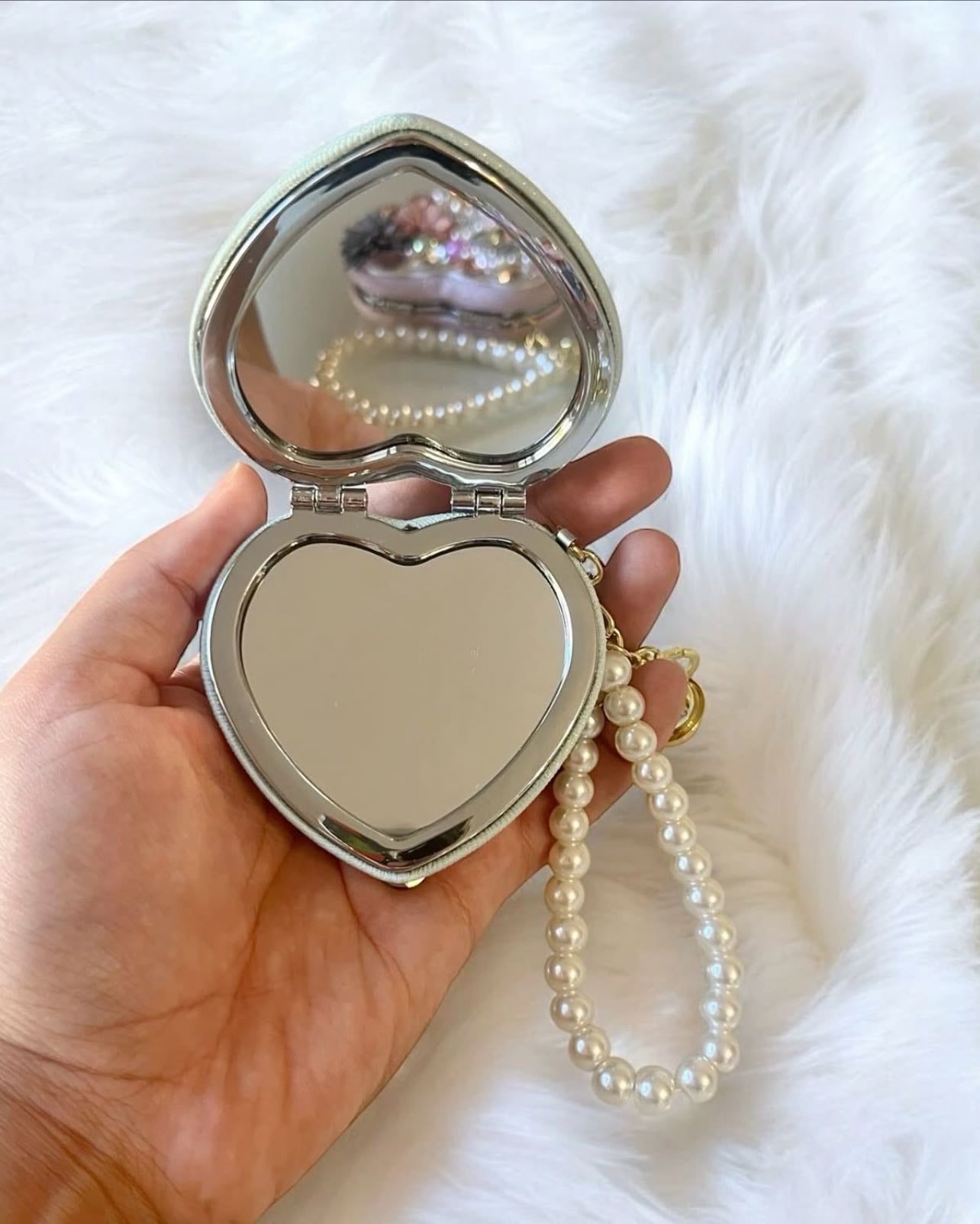 mirror