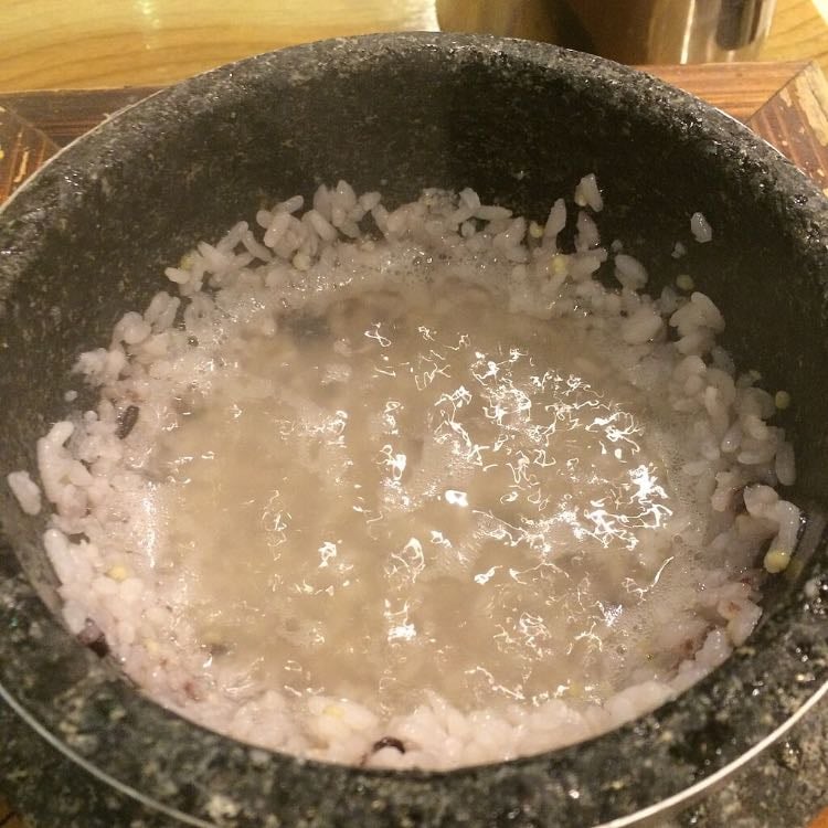 Sungnyung - Scorched rice and water
