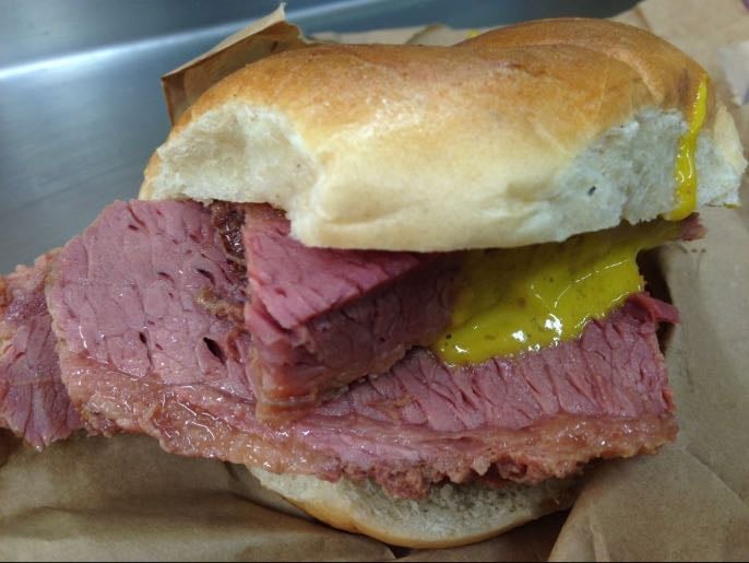 Salt beef beigel