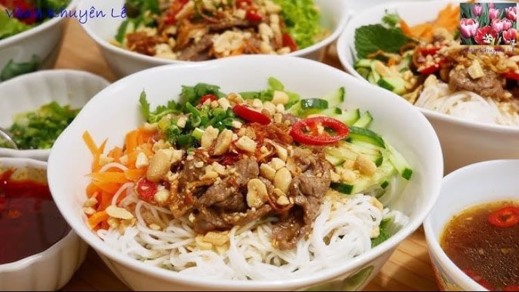 Nôm thit bo khô