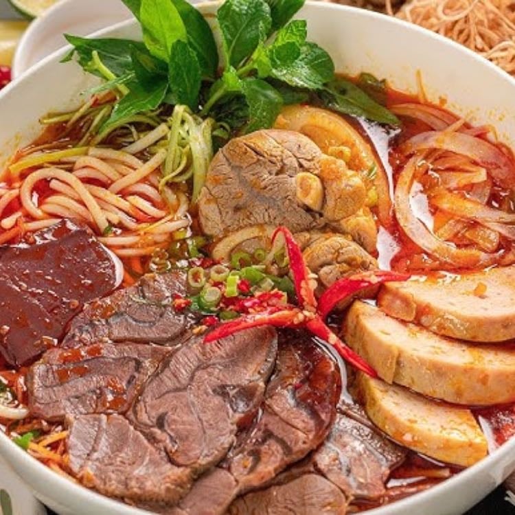 Bún bò Huế