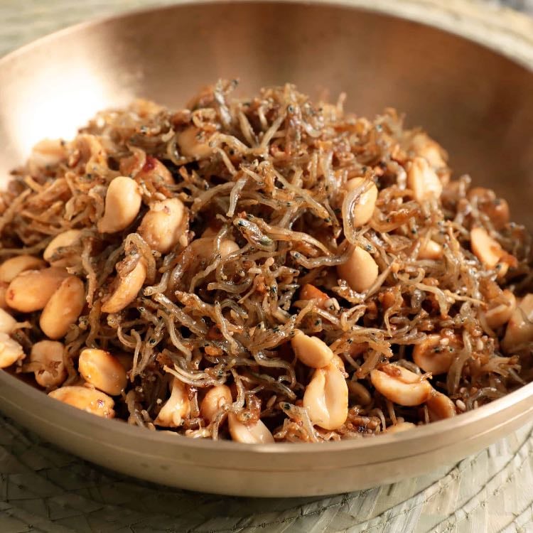 Myulchi bokkeum