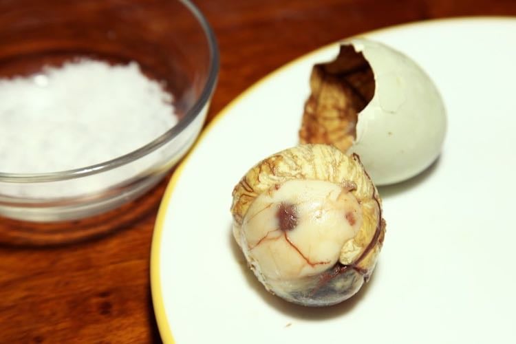 Balut - Fertilize duck egg