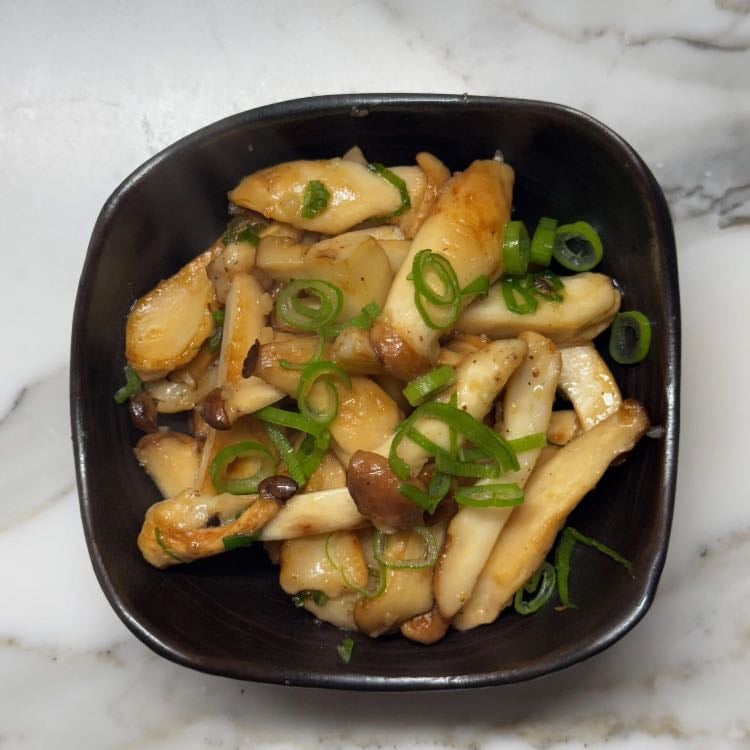 Beoseot bokkeum - Pyogo