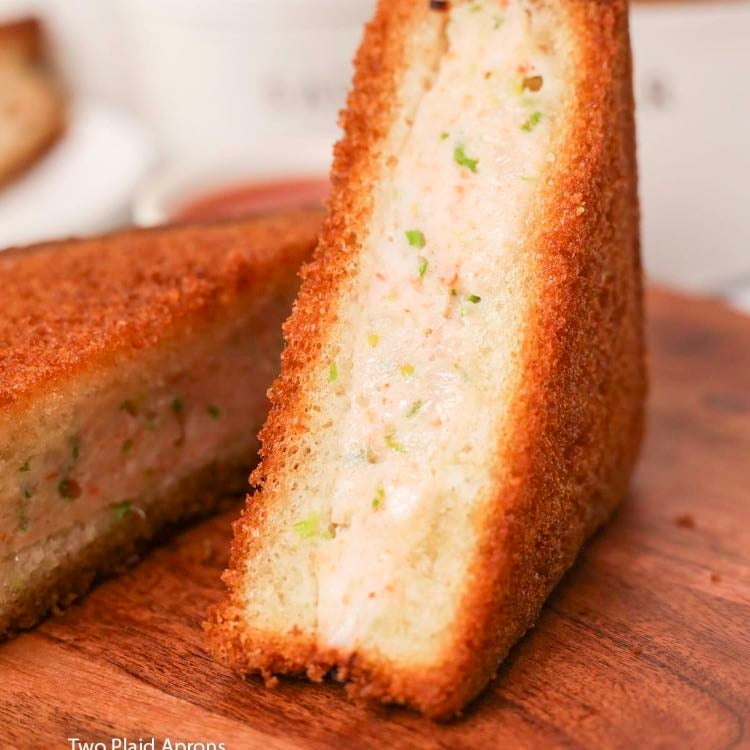 Shrimp toast (蝦多士)