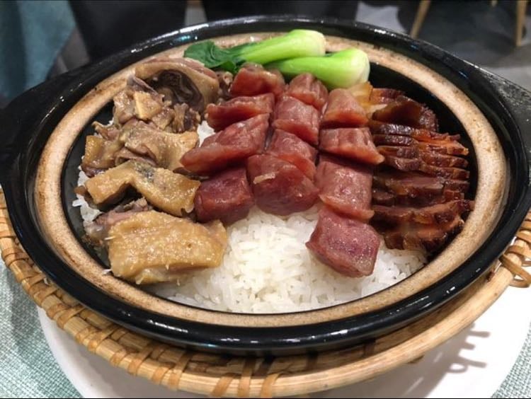 Bo zai fan (煲仔饭) - Clay pot rice