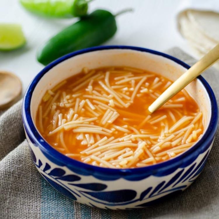 Sopa de fideo