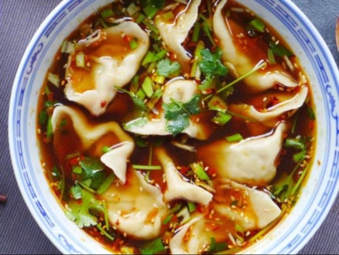Suantang Jiaozi (酸汤饺子) - Hot and sour soup dumplings
