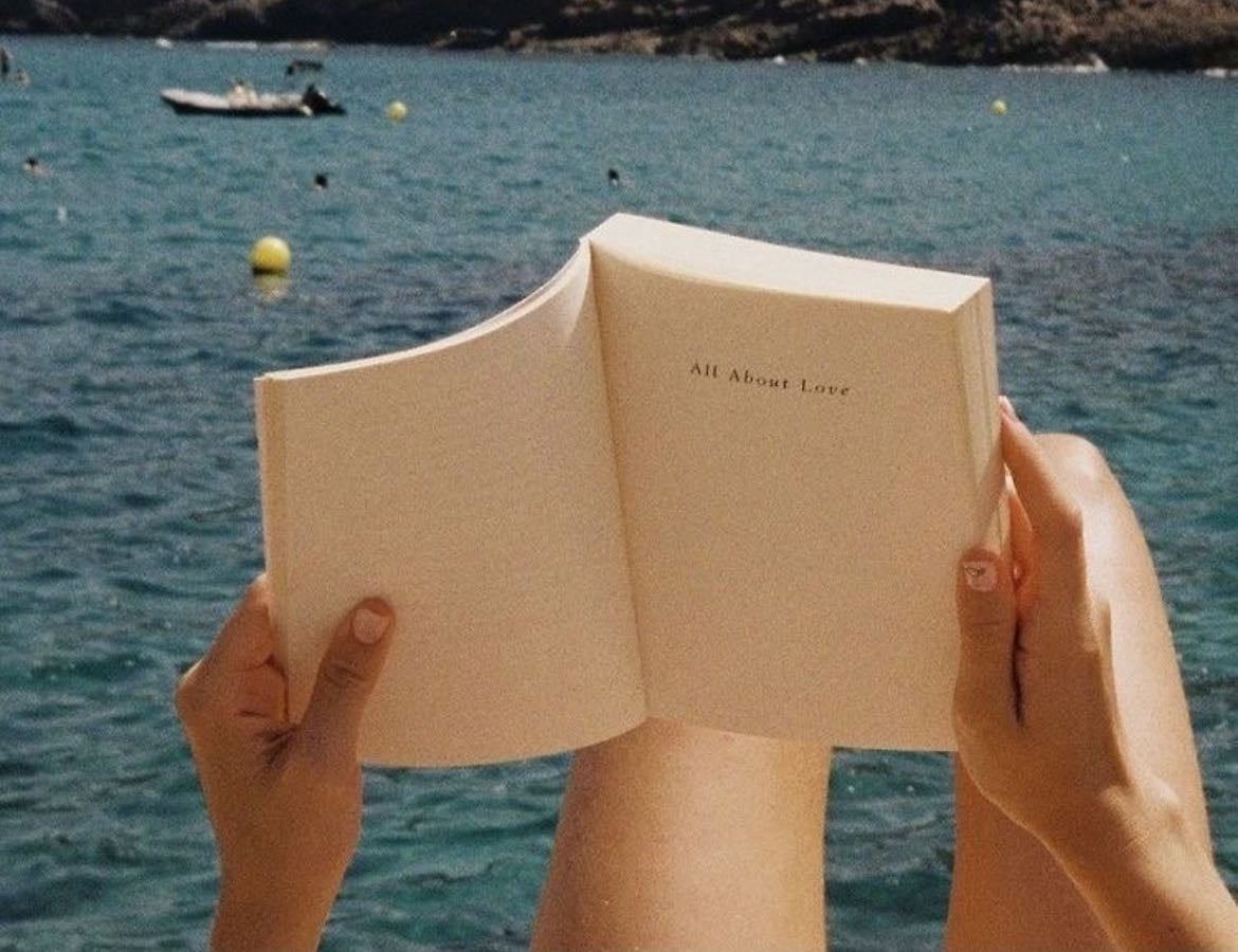 Fav books - Books hypelist by Maria Sanin