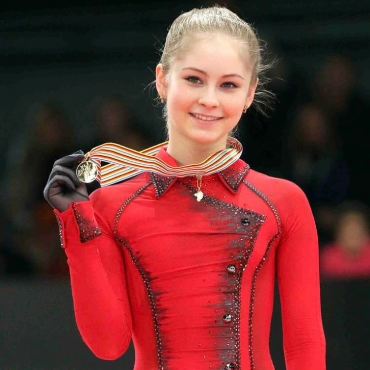 Yulia Lipnitskaya - Russian retired competitive figure skater
