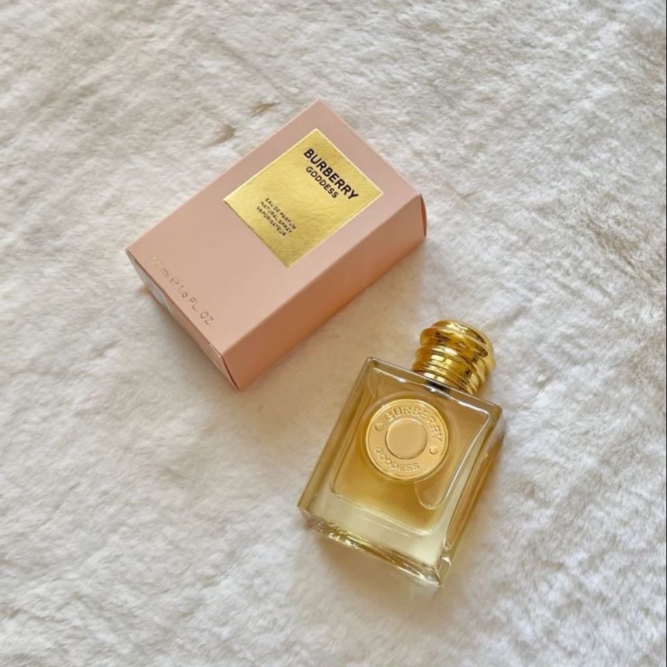 Godesss - Burberry