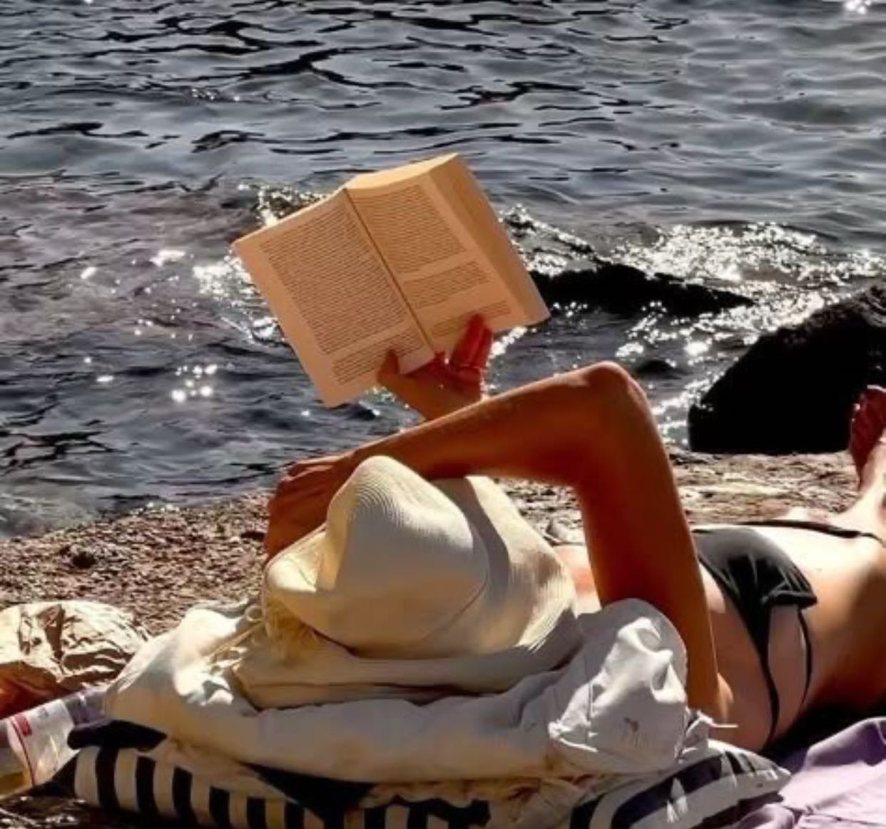 Books - Books hypelist by Fernanda Mora