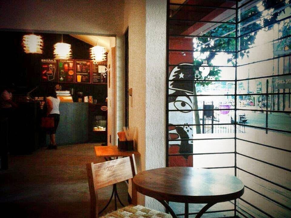 Café Brújula Porfirio Díaz | Café de Especialidad de Oaxaca, México - Ideal para ir por un café rico, leer, trabajar o simplemente ordenar mis ideas. También ideal para una cita o con amigos por su ambiente tranquilo
