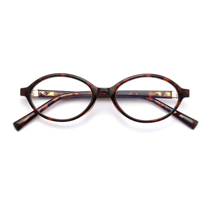 oval glasses