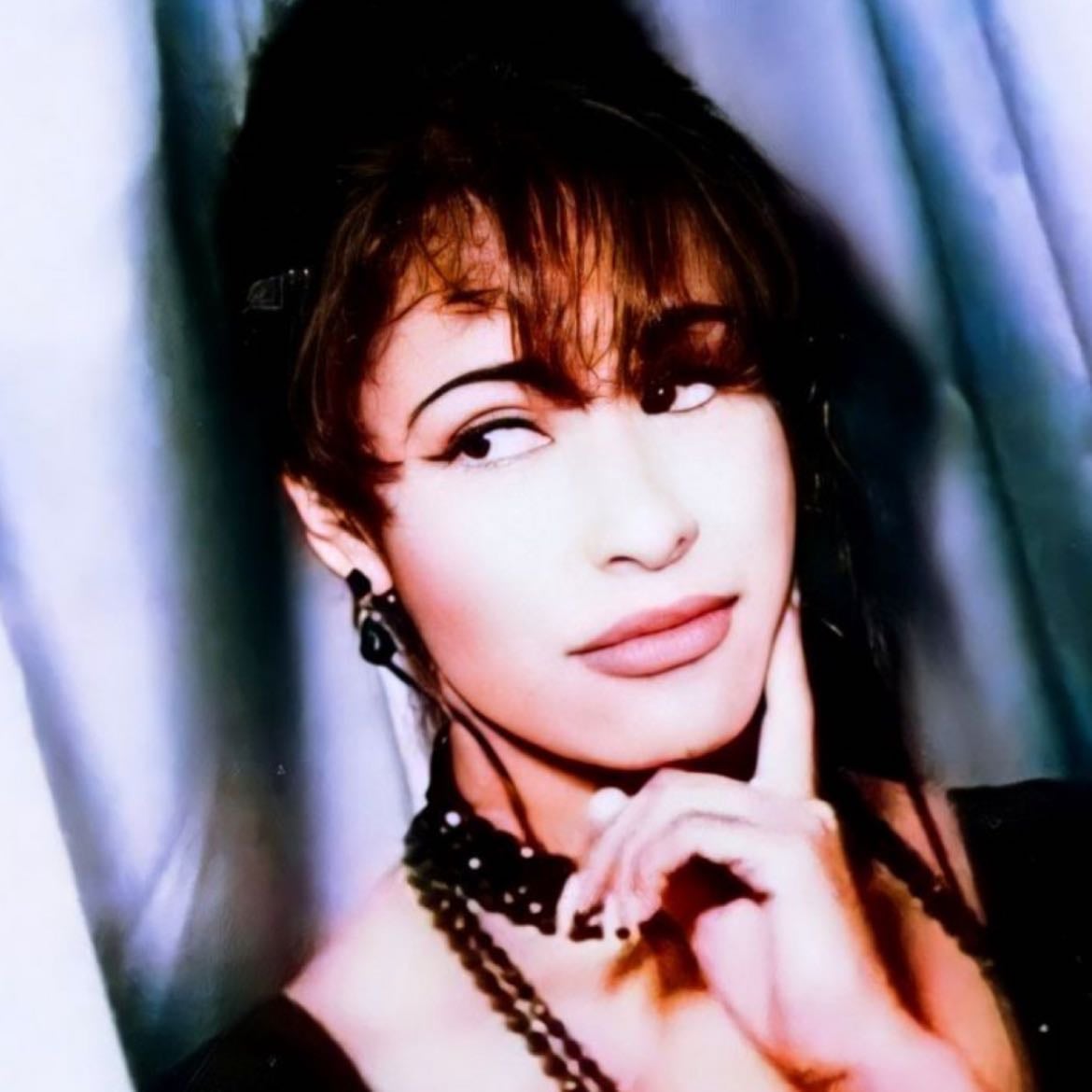 selena πΉ - Artist