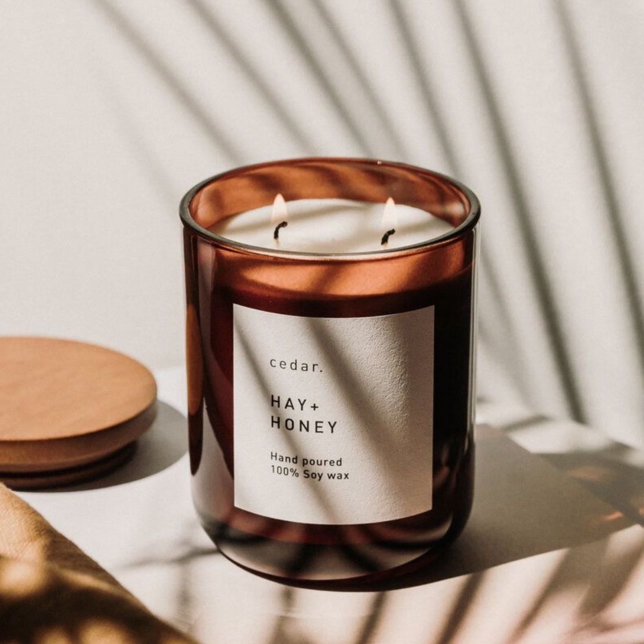 Candles - Las velas nunca fallan, una bonita decoración y hace que huela rico el espacio