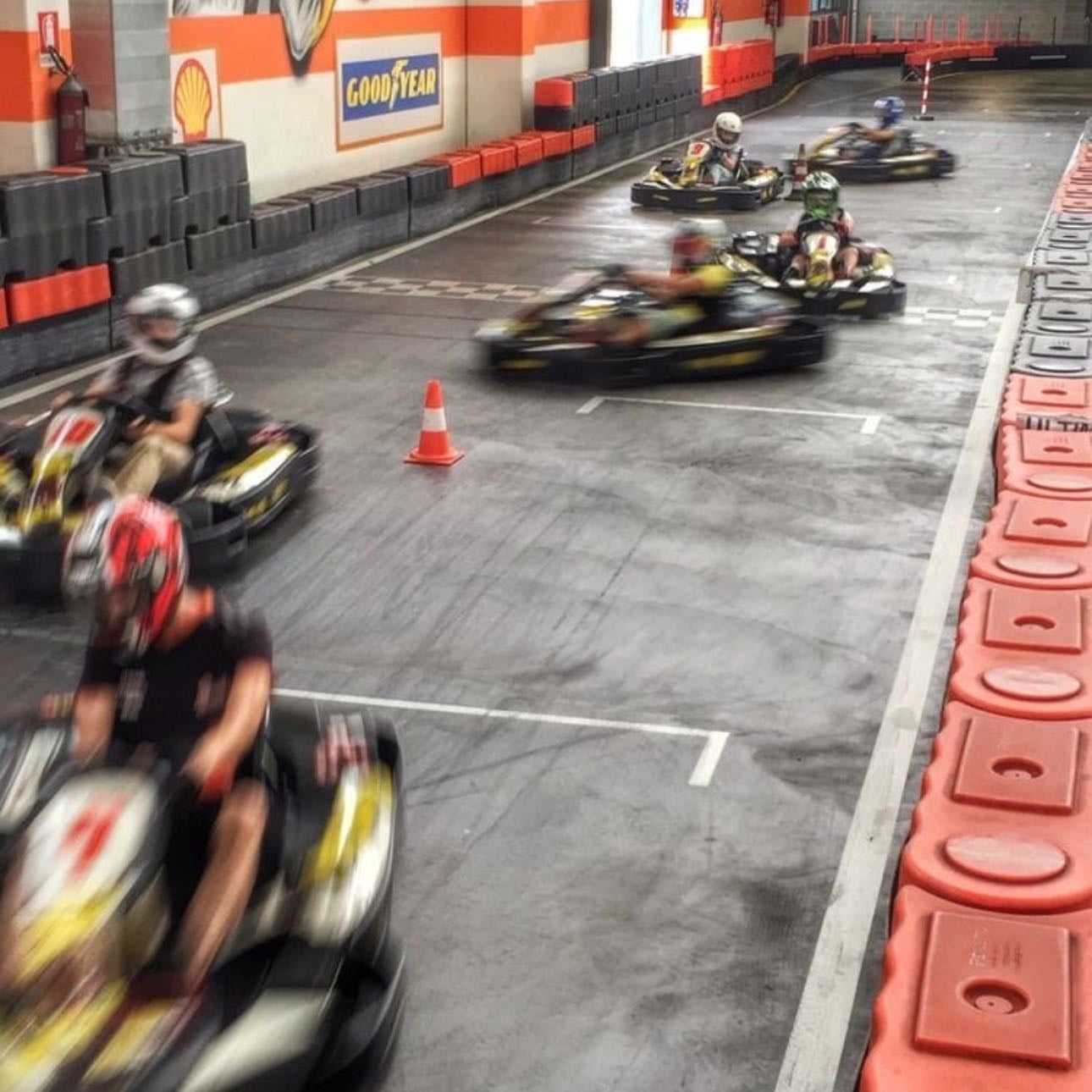 Go-Karts - Una actividad diferente y divertida para agregar a los planes de esta fecha especial