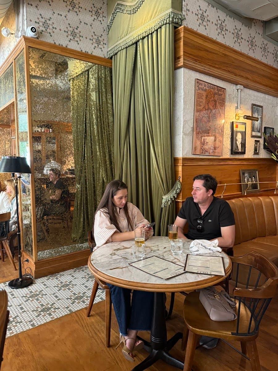Z Deli Restaurante