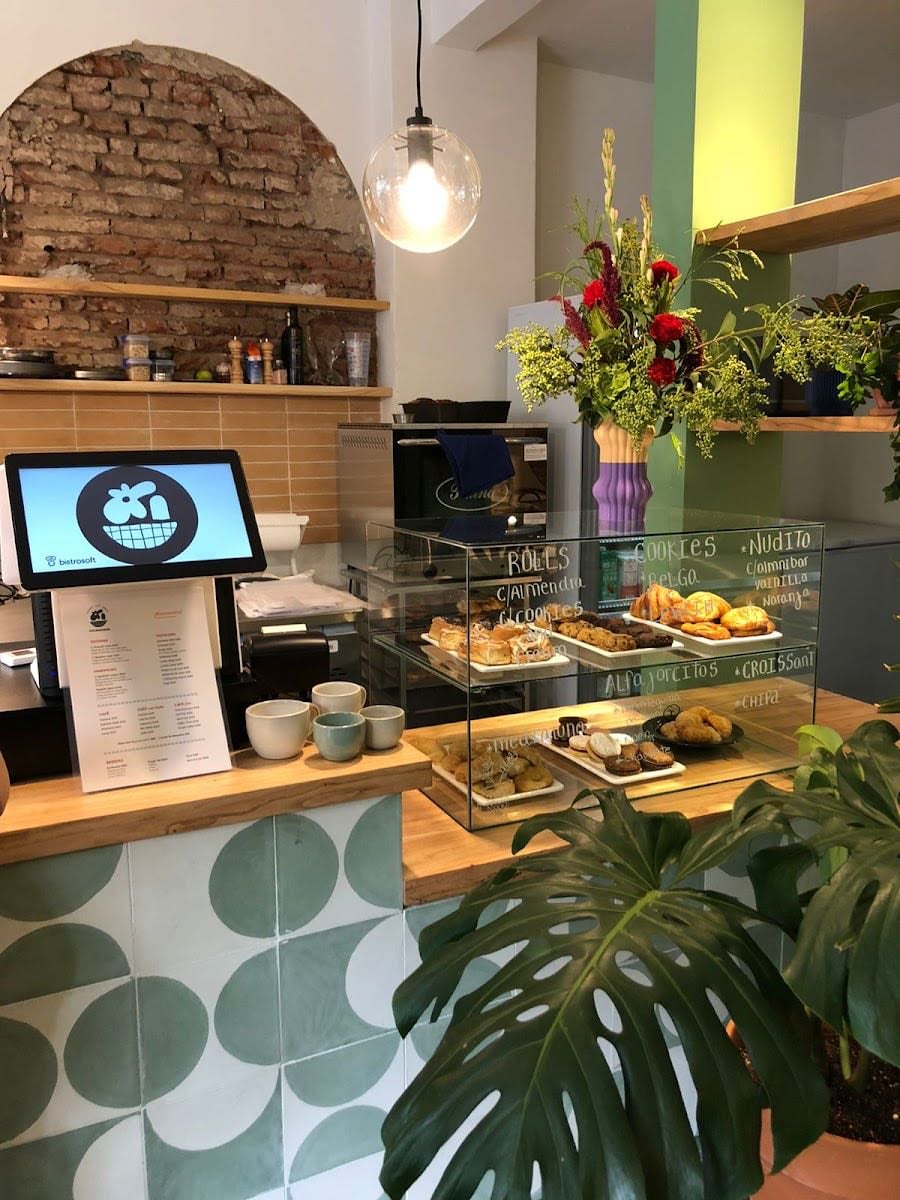 Vecindario - Café y Plantas