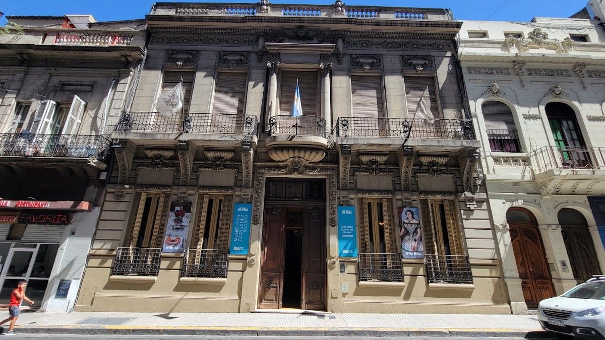 Casa Fern谩ndez Blanco