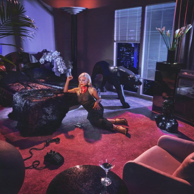 STARFUCKER - Album · Slayyyter