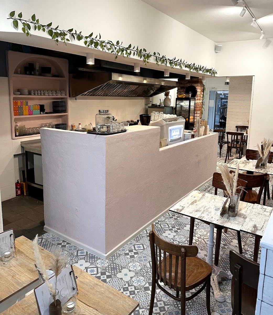Farang Café