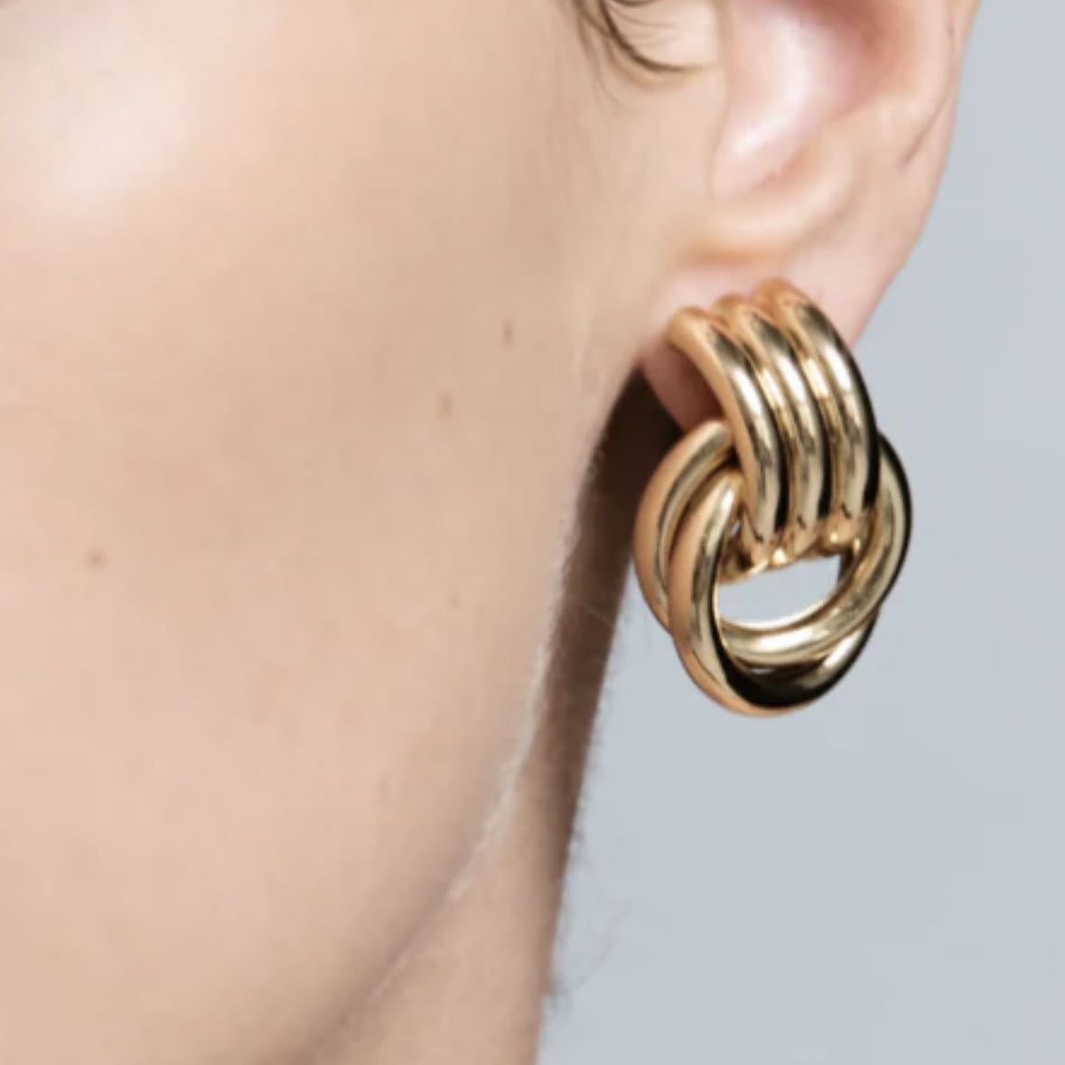 Mini Knot Gold €79.95 - Heaven Mayhem