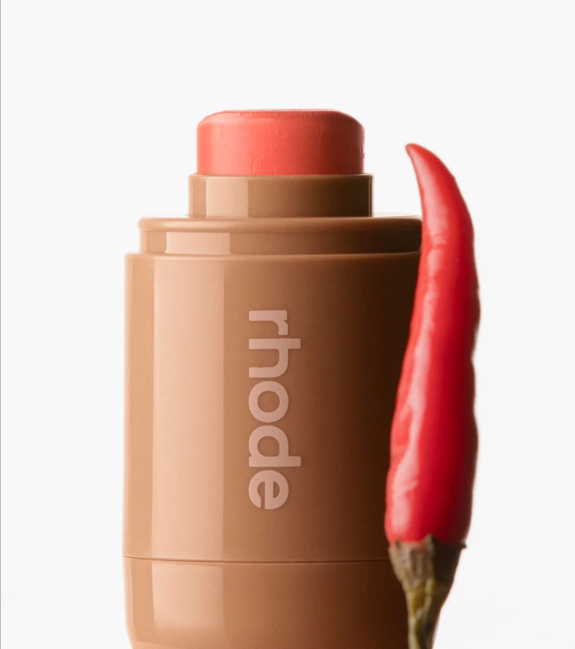 Spicy mag pocket blush €33.00 - Rhodeskin