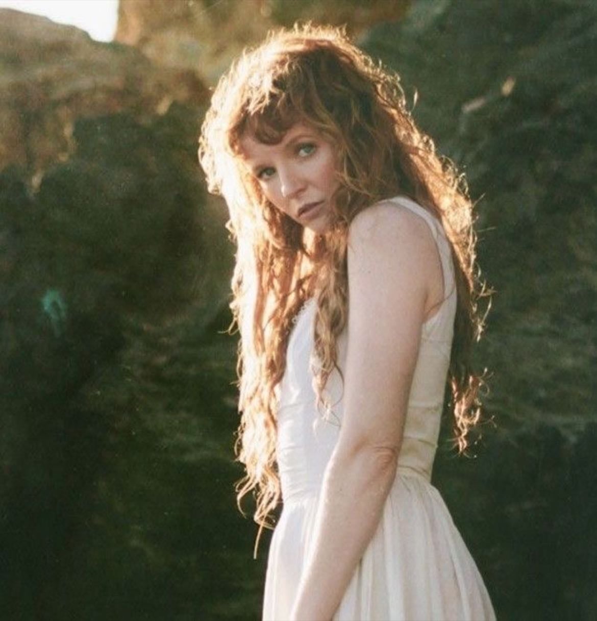 annie cresta - the hunger games