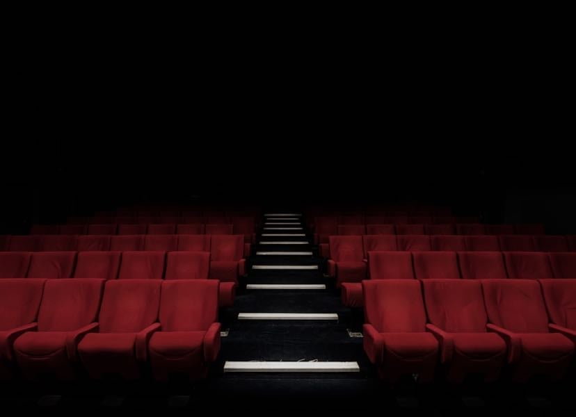 Luz, Câmera, Brasil! 🎬 - Movies hypelist by Thais Castro