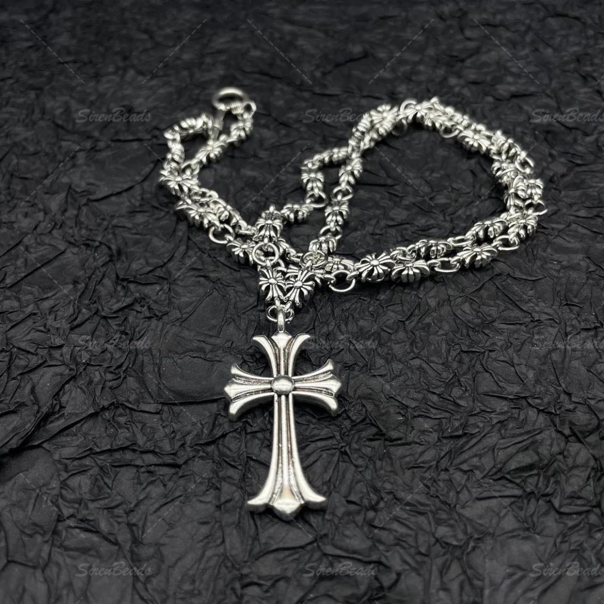 Chrome hearts