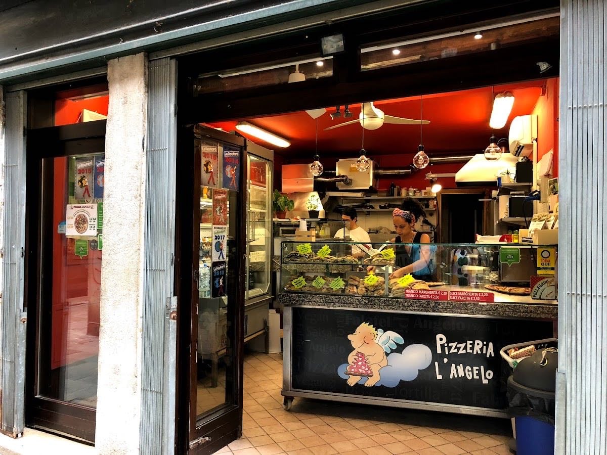 Pizzeria L''Angelo - good pizza