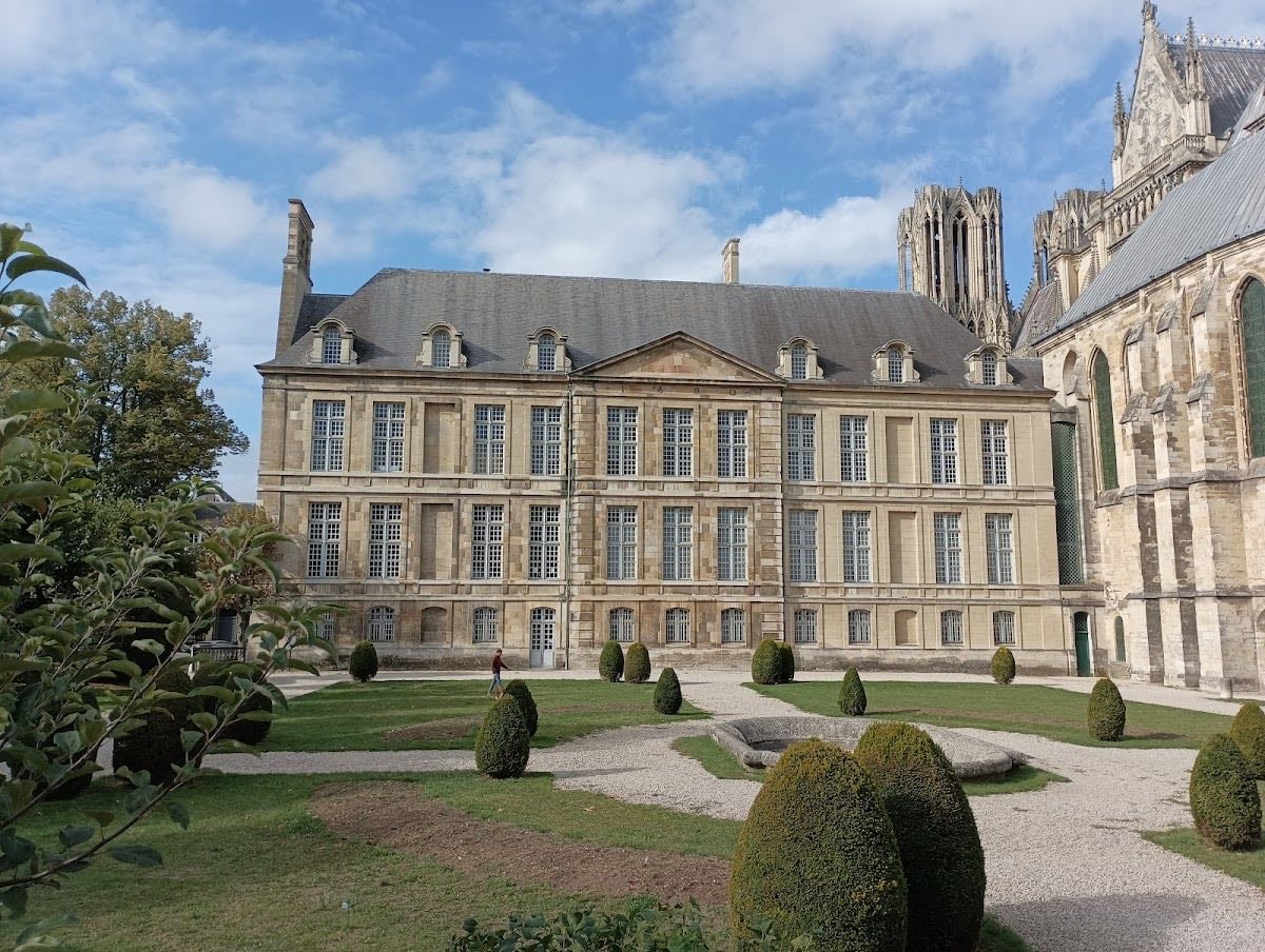 Palais du Tau